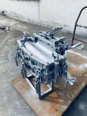 Het oppoetsen Oppervlaktebehandeling 812mm Vormen van het Aluminiumaas met Redelijke Structuur