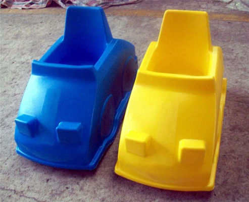 LLDPE-het Spelhdpe MDPE van het Douane kleurde de Rotatie Vormende Kind Plastic Autovorm met Douane UV Bestand